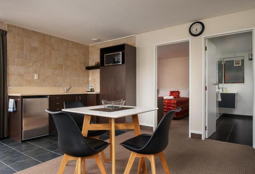 Апартаменты 1 Спальня, Ashford Motor Lodge