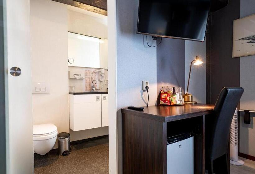 غرفة قياسية, Zeezicht