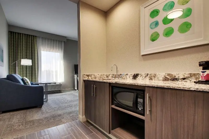 اتاق استاندارد یک نفره, New Guangzhou Guest House
