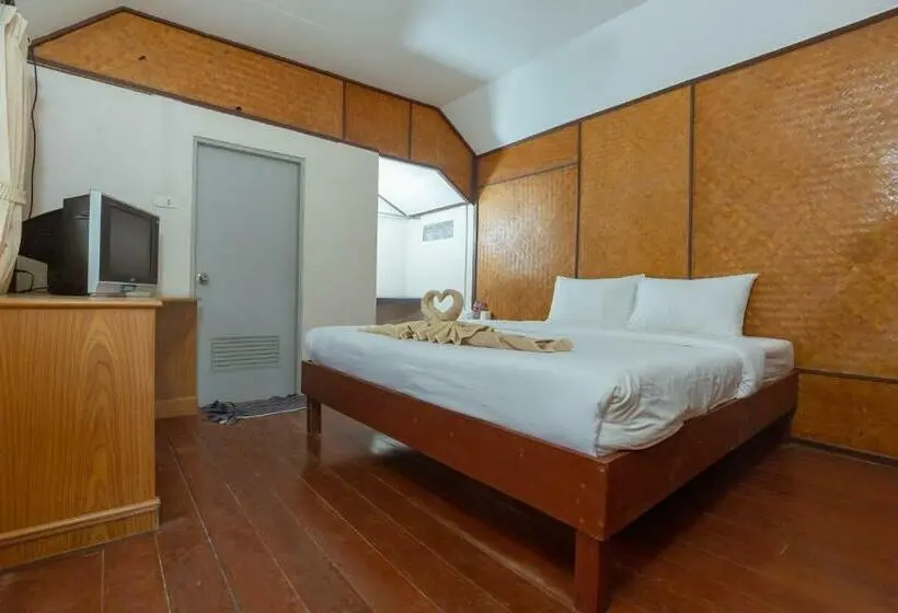 スタンダードバンガロー, Varin Beach Resort