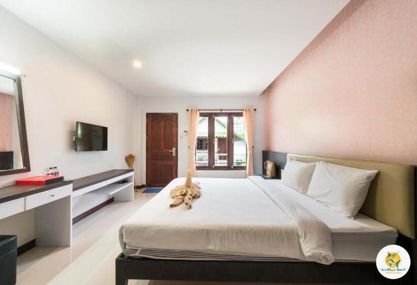 스탠다드 룸 킹사이즈 침대, Varin Beach Resort