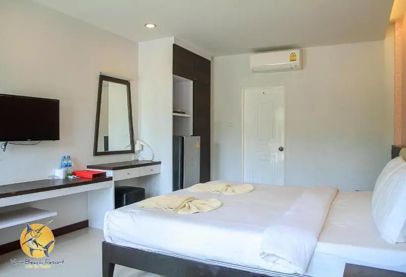 キングサイズベッドのスタンダードルーム, Varin Beach Resort