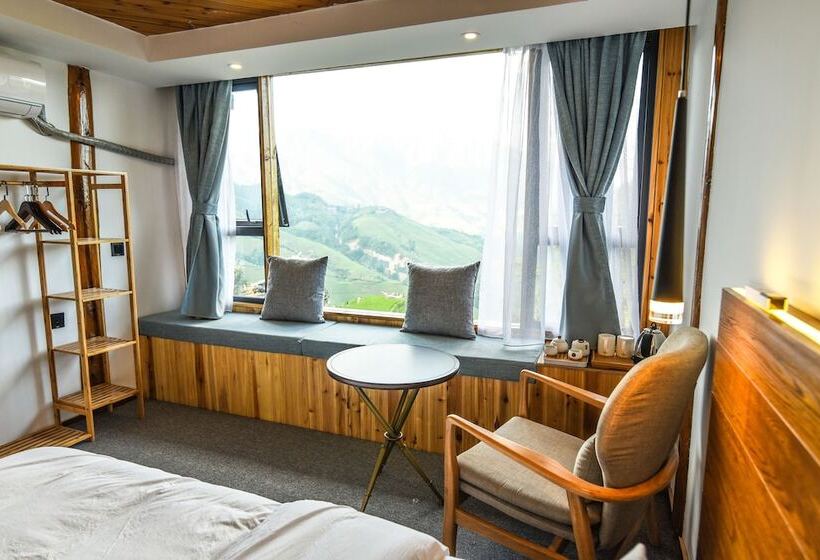 اتاق لوکس سه تخته, Greenforest Lodge