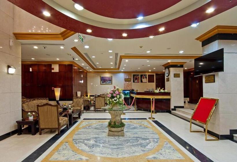 Quarto Triplo Estandar, Diyar Al Nakheel