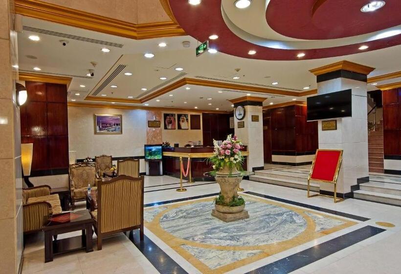 חדר סטנדרט לשלושה, Diyar Al Nakheel