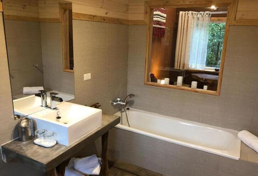 سوییت جونیور لوکس, Elementos Eco Lodge