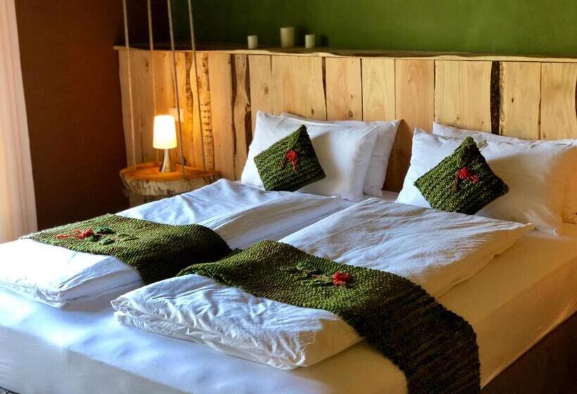 سوییت جونیور لوکس, Elementos Eco Lodge