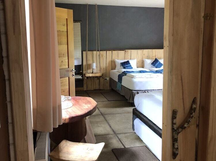 اتاق خانوادگی, Elementos Eco Lodge