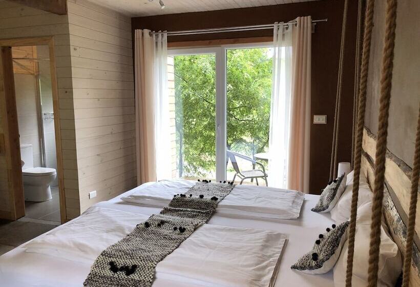 اتاق خانوادگی, Elementos Eco Lodge