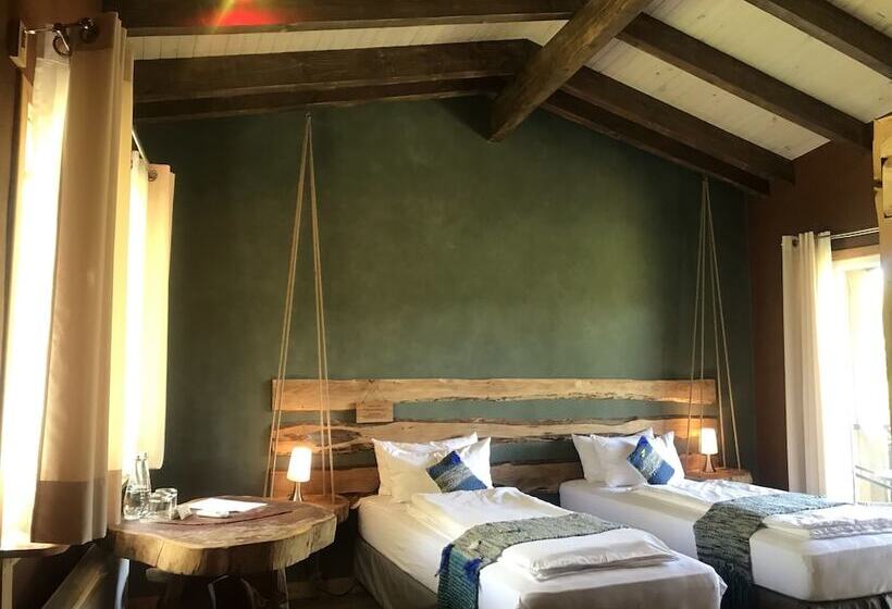 اتاق استاندارد با چشم‌انداز کوهستان, Elementos Eco Lodge
