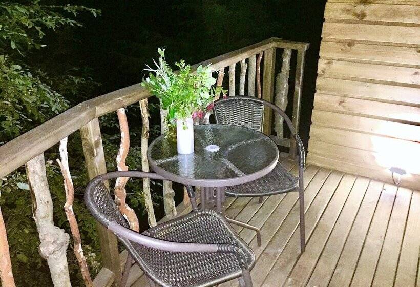 اتاق خانوادگی, Elementos Eco Lodge