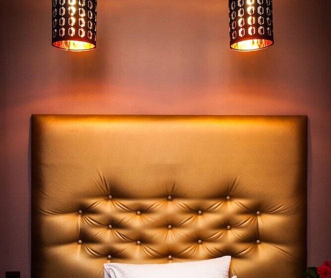 חדר סטנדרט, Leo