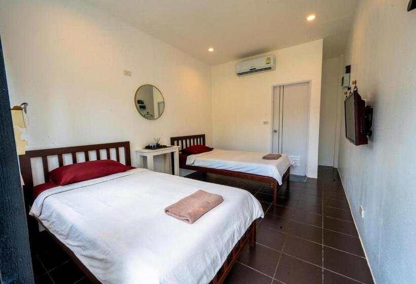 اتاق استاندارد با چشمانداز باغ, Samui Backpacker