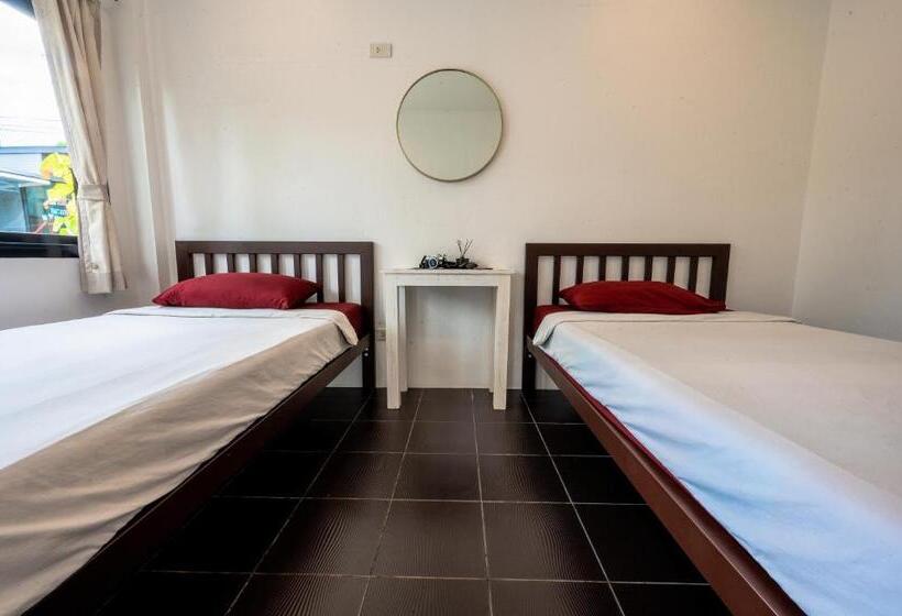 اتاق استاندارد با چشمانداز باغ, Samui Backpacker