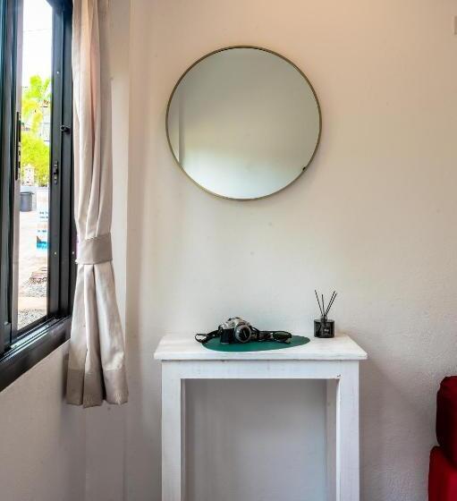 اتاق استاندارد با چشمانداز باغ, Samui Backpacker