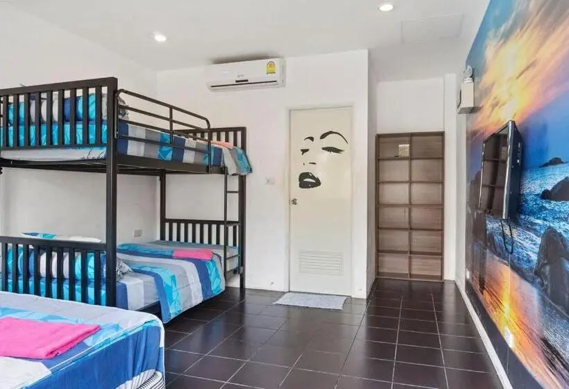 Standard Triple Room, Samui Backpacker