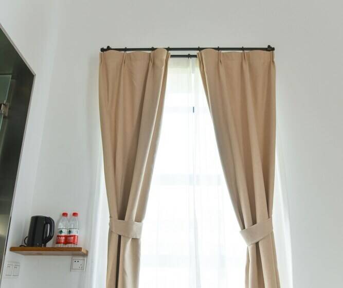 コンフォートルーム, Yo Yo House