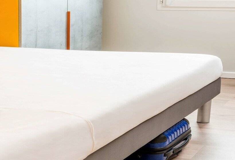חדר סטנדרט, Ibis Budget Châteauthierry