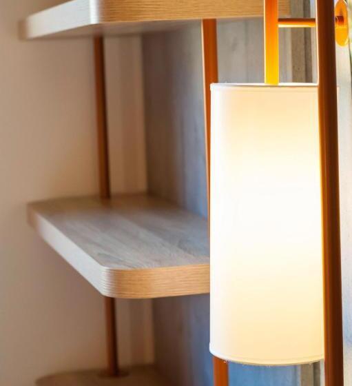 חדר סטנדרט לשלושה, Ibis Budget Châteauthierry