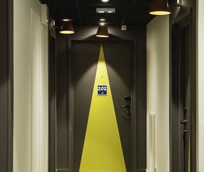 חדר סטנדרט לשלושה, Ibis Budget Châteauthierry