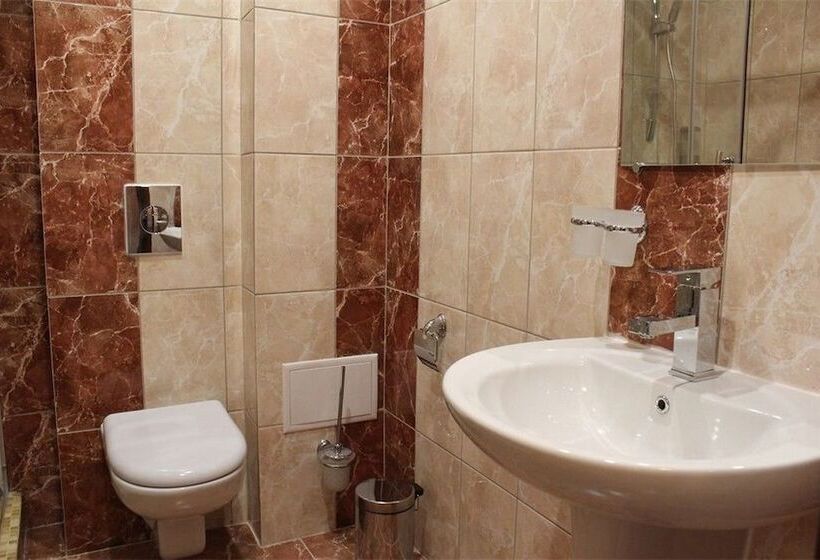 اتاق استاندارد سه نفره, Kuban