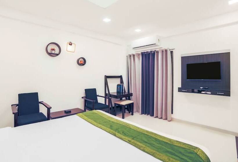 اتاق لوکس, Treebo Chalets, Nagpur Airport