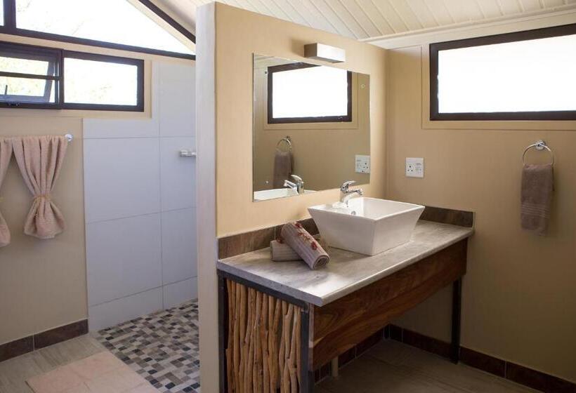 اتاق استاندارد, Etosha Village