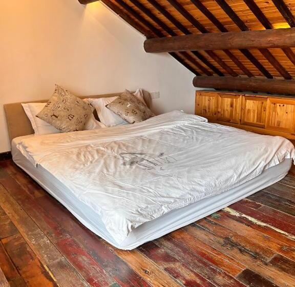 חדר סופריור עם מיטת קינג, Begonia Flowers Guesthouse