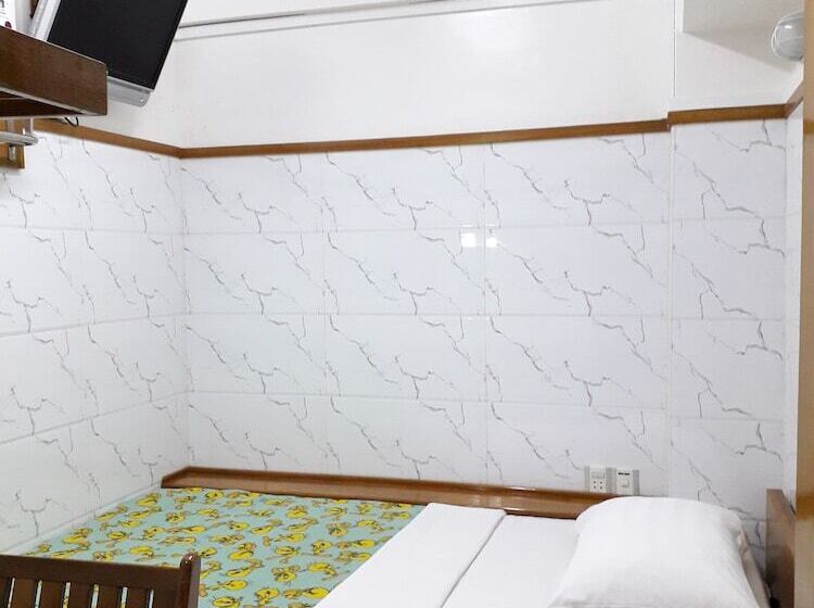 اتاق استاندارد یک تخته با سرویس بهداشتی مشترک, Chan Myae Guest House