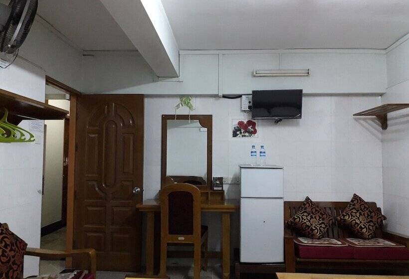 اتاق استاندارد سه نفره, Chan Myae Guest House