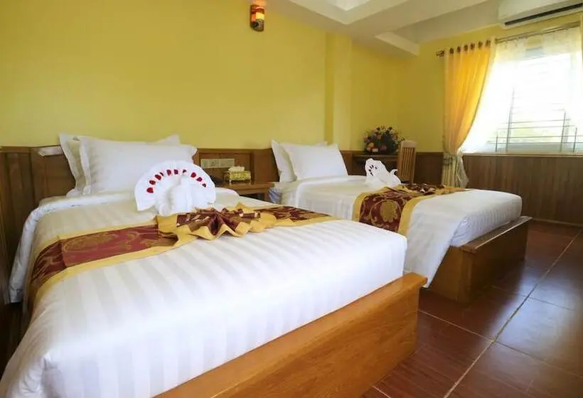 اتاق لوکس, Golden Gum Kino Hotel Nyaung Shwe