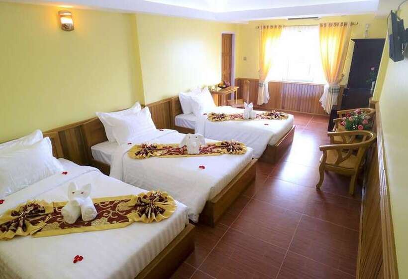 اتاق استاندارد سه نفره, Golden Gum Kino Hotel Nyaung Shwe