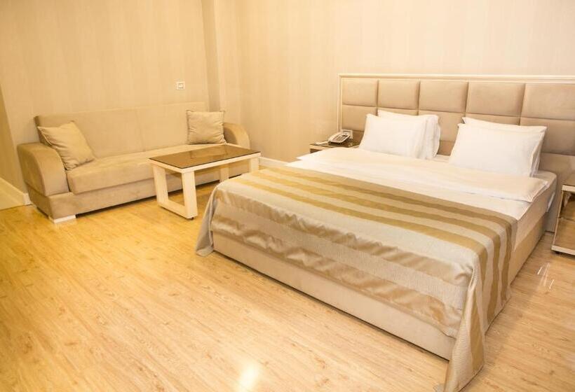 اتاق استاندارد, Rusel