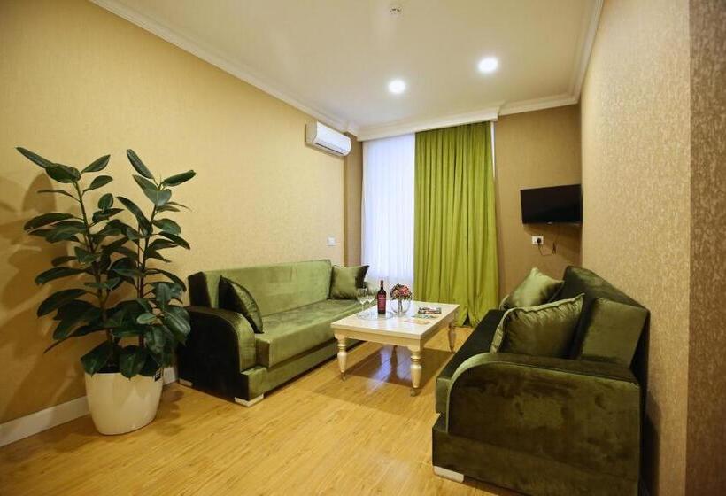 آپارتمان 1 خوابه, Rusel