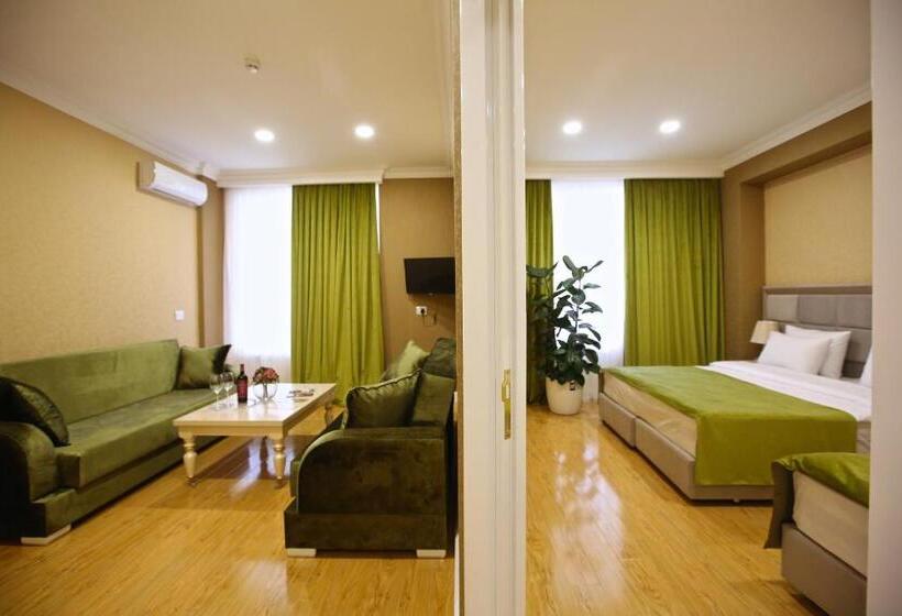 آپارتمان 1 خوابه, Rusel