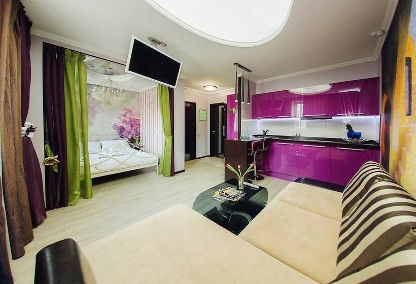 סוויטה, Victoria