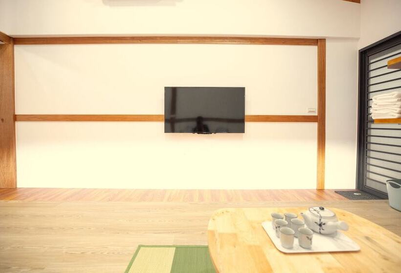 اتاق راحتی, Lost Circle Homestay