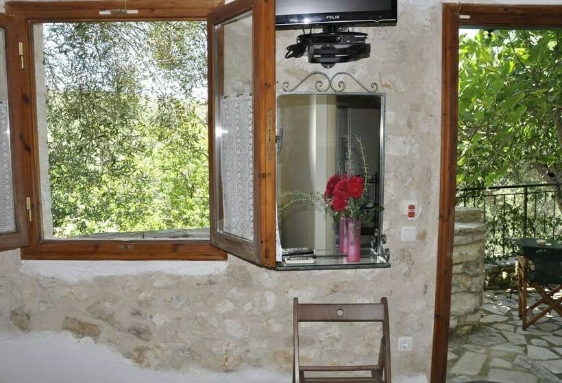 スタンダードルーム, Adamantia