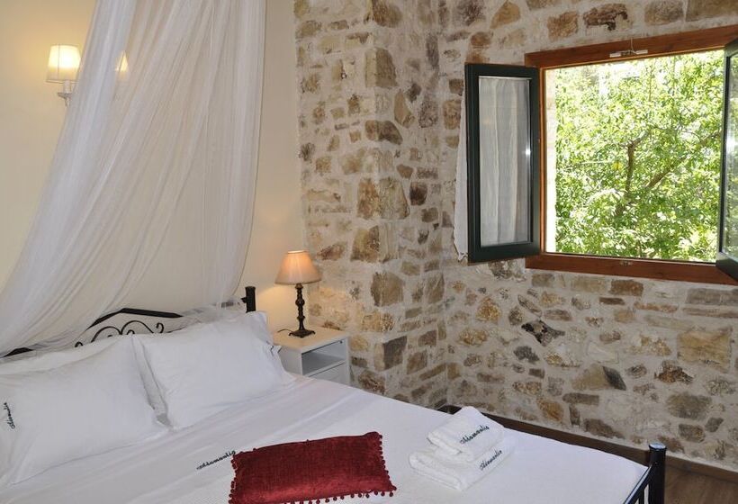 1ベッドルームアパートメント, Adamantia