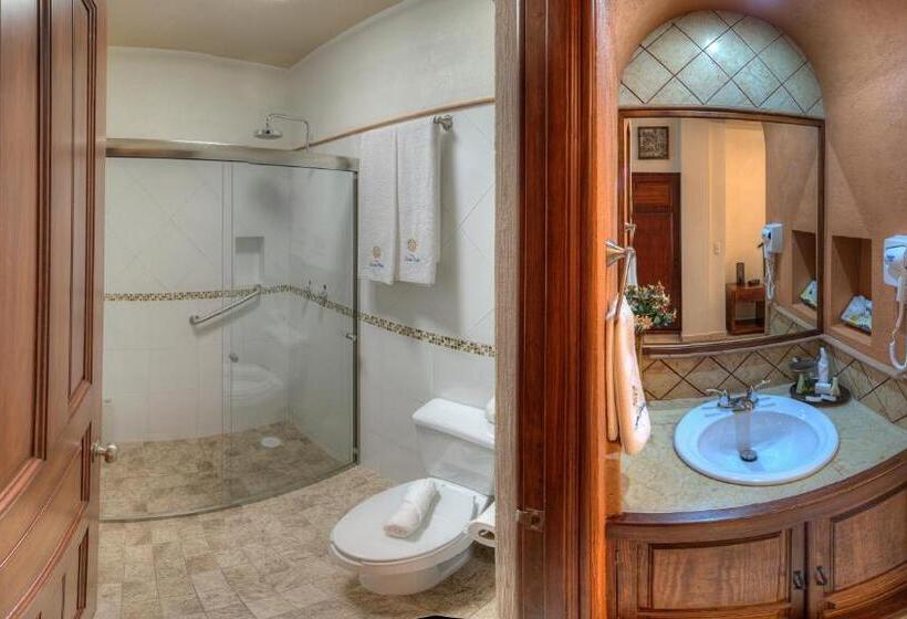 اتاق عادی, Santa Paula