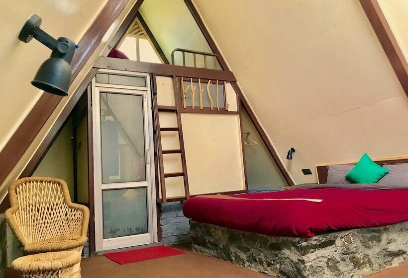 בית, חדר שינה 1, Stonedage Tosh