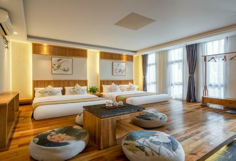 スタンダードルーム, Floral  · Silver Moon Dali