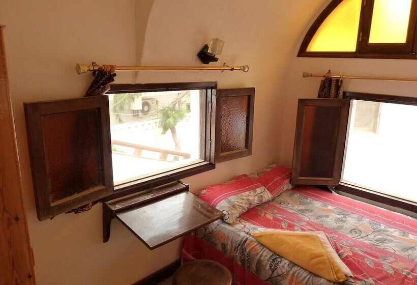 اتاق استاندارد یک تخته با سرویس بهداشتی مشترک, Inmo Divers Home