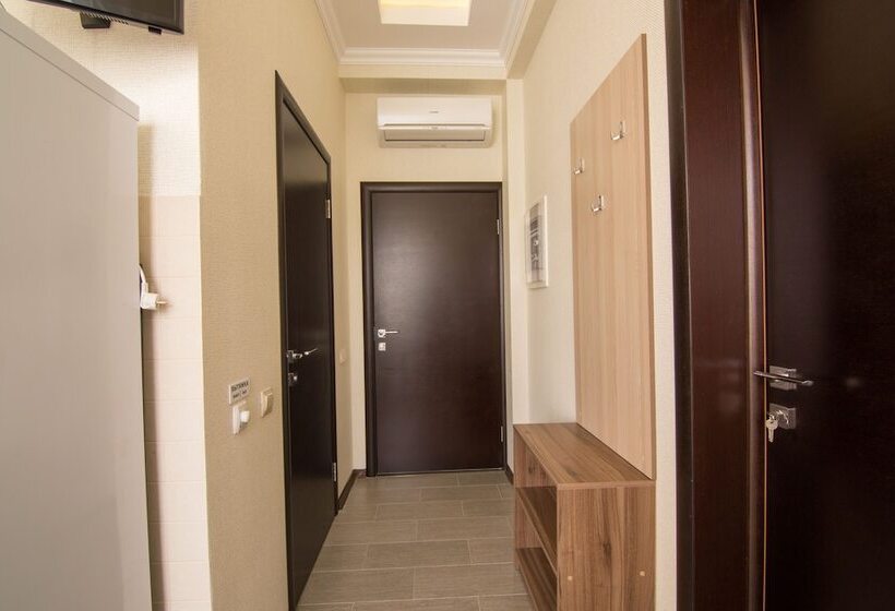 غرفة ديلوكس, Ml