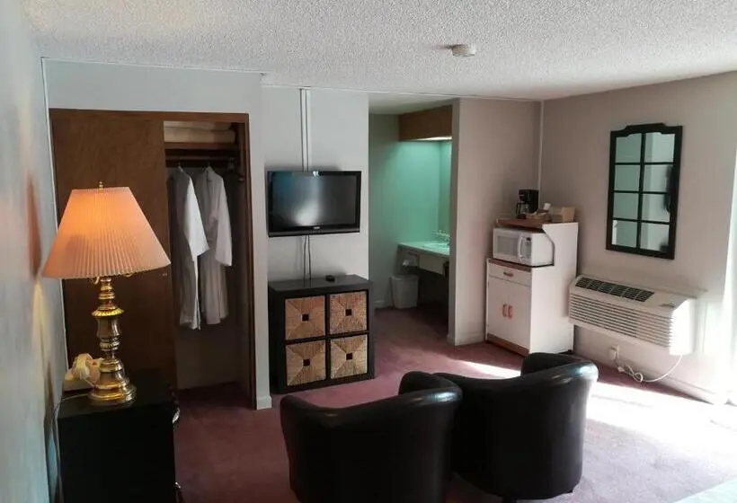 キングサイズベッドのスタンダードルーム, Konkolville Motel