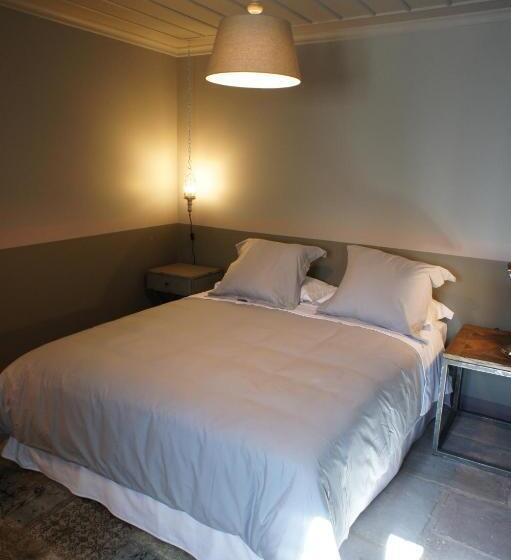 جناح جونيور مزوَّد بتراس, Apeiros Chora Hotel, Zagori