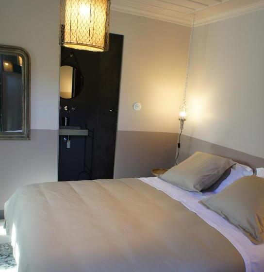 Полулюкс Одноместный с Террасой, Apeiros Chora Hotel, Zagori