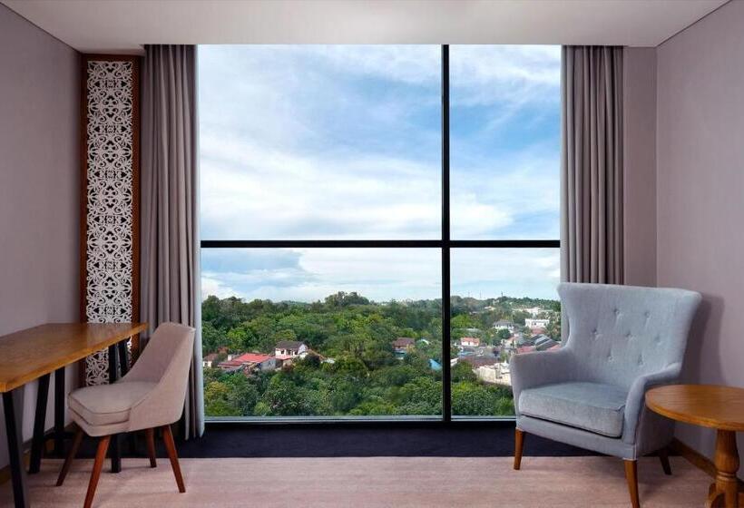 스탠다드 룸 킹사이즈 침대, Four Points By Sheraton Balikpapan