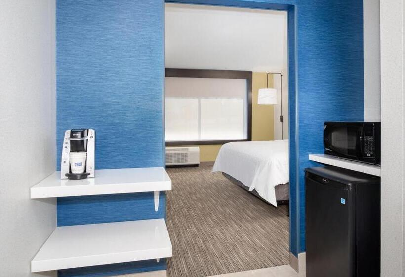 适合残疾人士使用的带超级大床的标准间, Holiday Inn Express & Suites   Ely, An Ihg