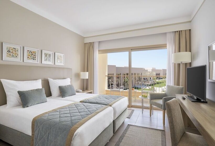 اتاق سوپریور با تخت دو نفره بزرگ, Jaz Elite Maraya Resort